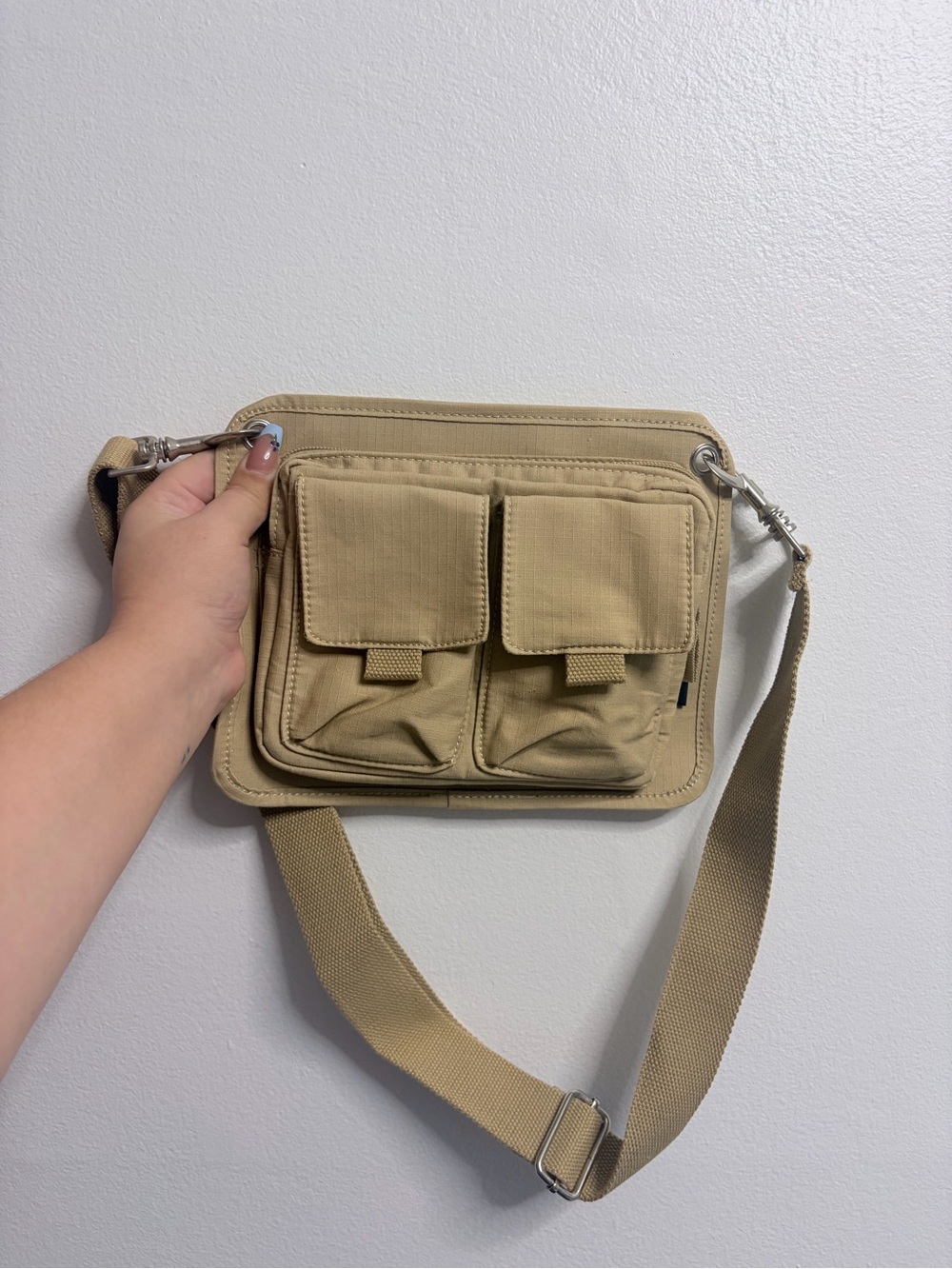 HOi Khaki Multi-Pocket Crossbody Fanny Pack